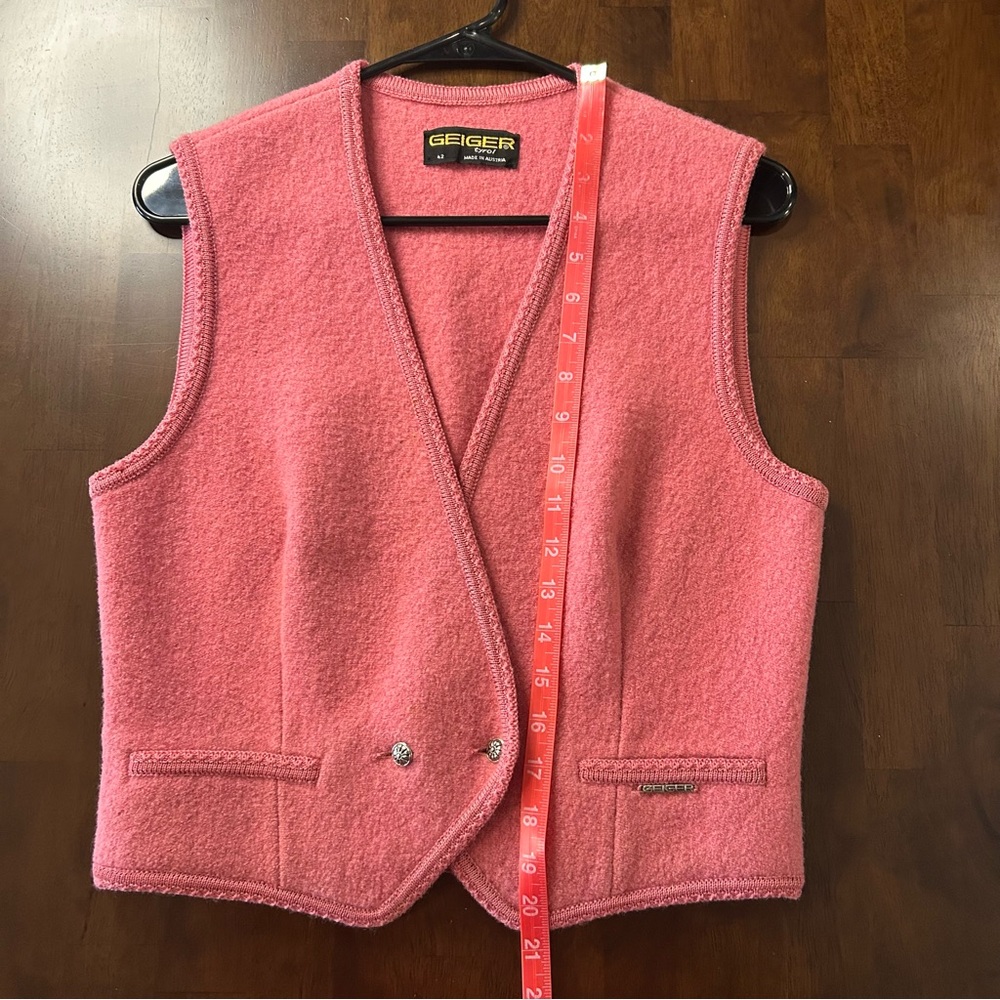 Vintage Geiger Vest Pink 100% Boiled Wool Austria Size 42 or U.S. Size Small - Picture 14 of 16